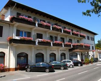 Hotel Velden Bacherlwirt - Velden am Wörthersee - Gebouw