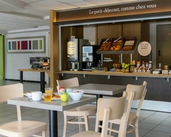 B&B HOTEL Aubagne Gémenos - Gémenos - Edificio