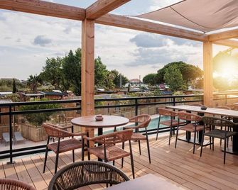 Chalet in Agde near Mediterranean Beach - Agde - Balcon