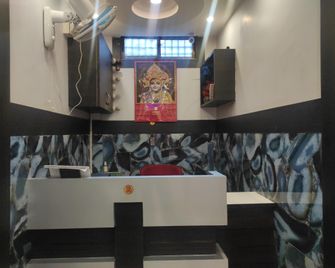Homocation Sp Lodge - Nagaon - Front desk