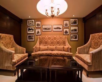 The Regent - Chandigarh - Lounge