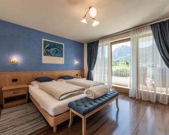 Les Gomines Bb - San Vigilio di Marebbe - Habitación