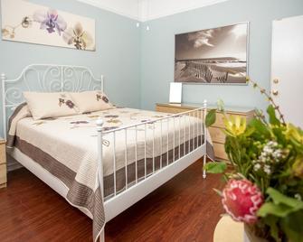 Hayes Valley Inn - San Francisco - Bedroom