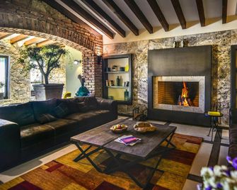 Zornitza Family Estate Relais & Chateaux - Melnik - Sufragerie