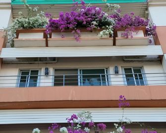 ساندي سيرفيسد أبارتمنت - بانكوك - مبنى