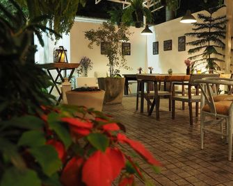 Costa Village Pool Villa - Pattaya