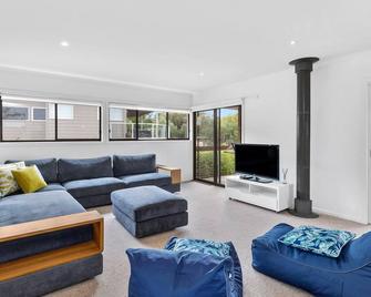 Melba Retreat - Anglesea - Salon