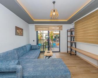 Calis Beach - Yasam Park Residence & Apartments 4 - Fethiye - Living room