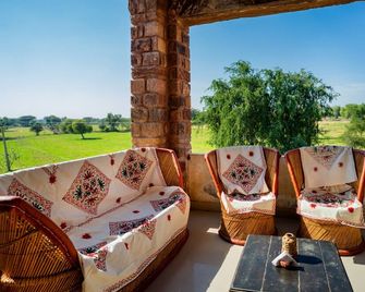 The Desert Haveli Resort & Camp Jodhpur - Shaitrāwa - Balcony