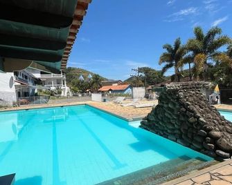 Hotel Sacra Família - Engenheiro Paulo de Frontin - Pool