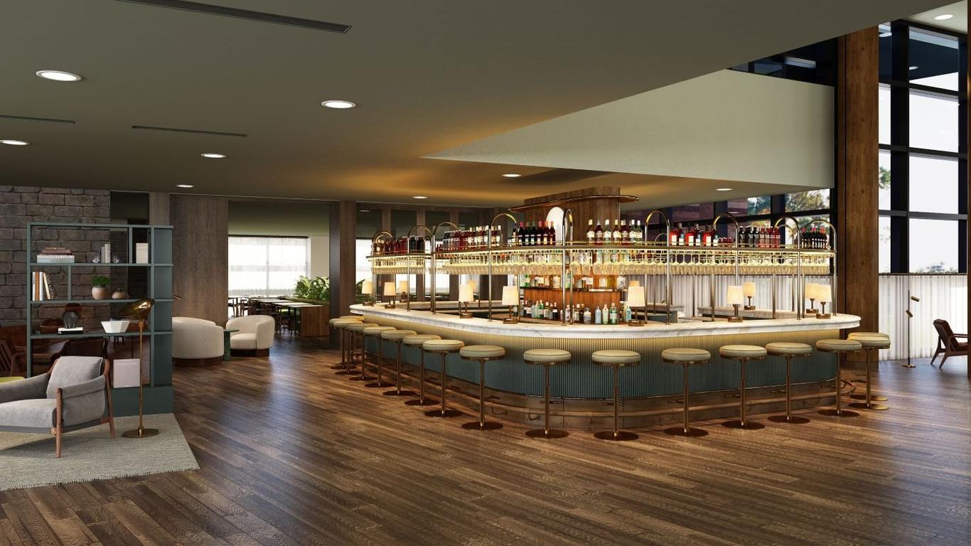 The Orchard Hotel & Restaurant