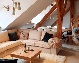 Ferienwohnung Böllenburg - Bernbeuren - Sala de estar