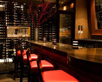 Sheraton Fallsview Hotel - Niagarafallene - Bar