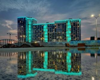 Aelita Apartments With Sea View - San Petersburgo - Edificio