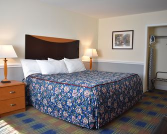 East Norwich Inn - East Norwich - Bedroom