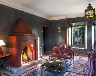 لا ارجانيريا - الصويرة - غرفة معيشة