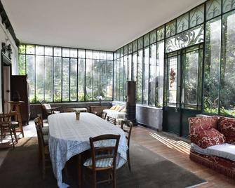 Vintage Mansion in Saint Aubin-sur-Loire with pool - Bourbon-Lancy - Salle à manger