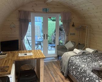 Charming 1-bed Lodge in Dumfries - Annan - Bedroom