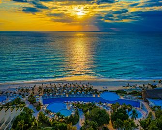 Live Aqua Beach Resort Cancun - Cancún - Bygning