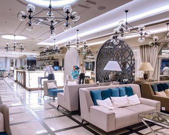 Grand Hotel Slavia - Baška Voda - Salónek