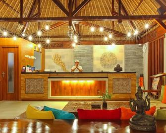 Mutiara Bali Boutique Resort & Villa - Kuta - Front desk