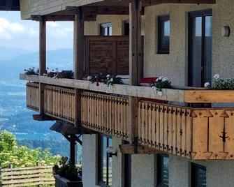 Hotel Baumgartnerhof - Finkenstein am Faaker See - Balkon