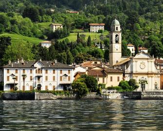 Next to the lake! Parking, garden, Dog welcome! - Bellagio - Building