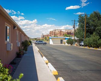 Kokopelli Inn - Bluff - Outdoor view