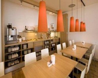 Orange Wings Wiener Neustadt - Wiener Neustadt - Restaurant