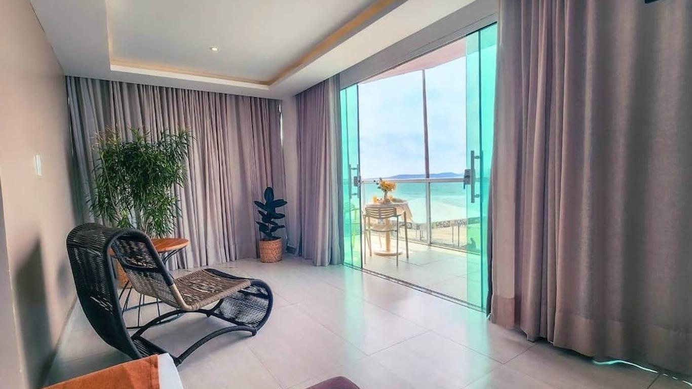 Paradiso Pero Praia Hotel