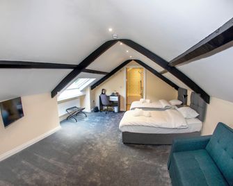 Cresselly Inn - Mountain Ash - Schlafzimmer