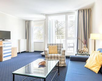 Aparthotel Zingst - Zingst - Wohnzimmer