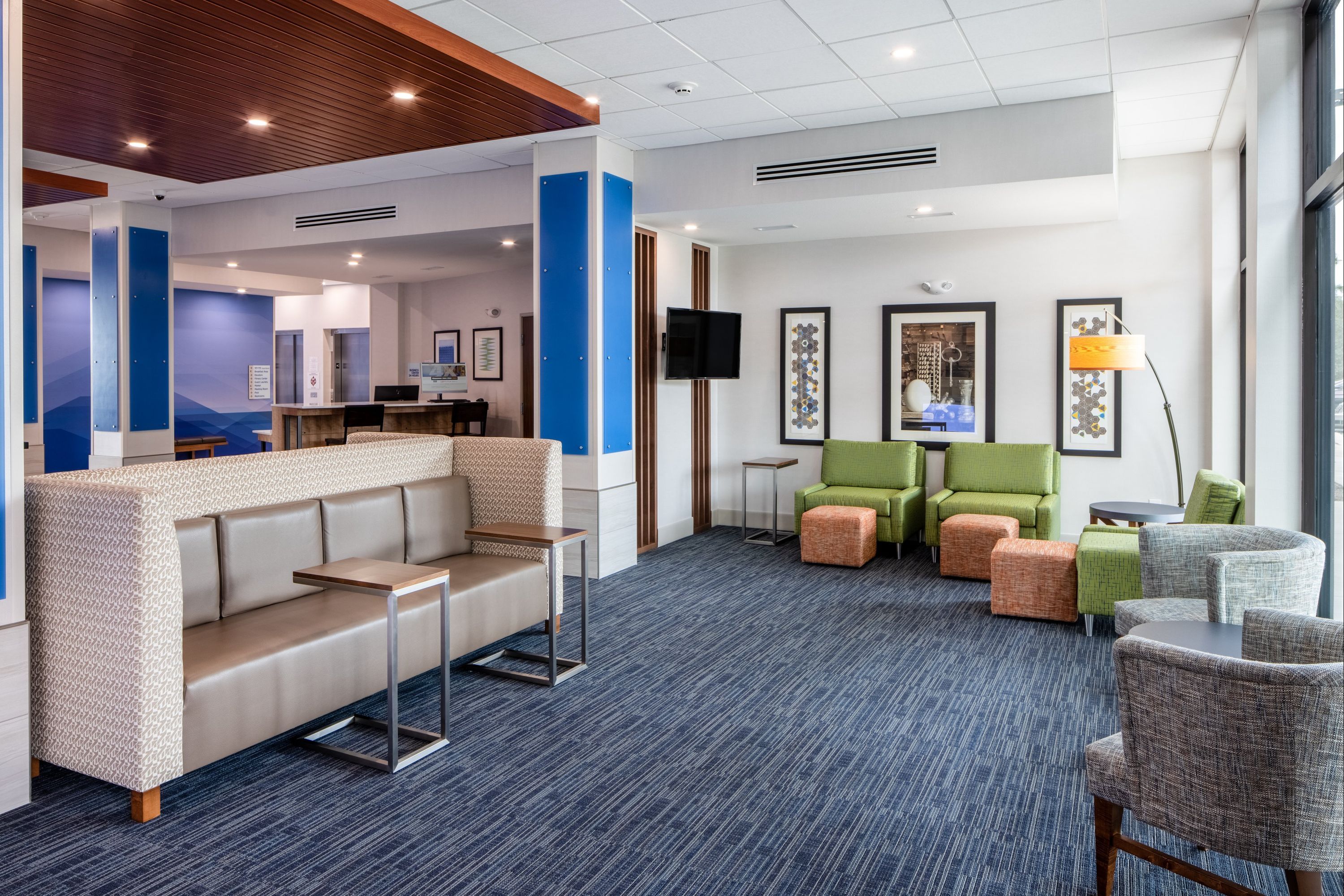 Holiday Inn Express & Suites Ft Myers Beach-Sanibel Gateway By IHG - פורט מאיירס ביץ' - טרקלין