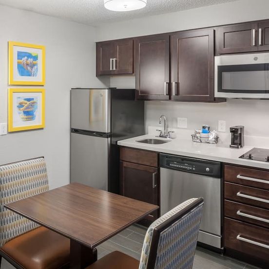 Hampton Inn & Suites Miami-Doral/Dolphin Mall image 1