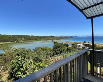 Coastal Serenity - Tapuaetahi Beach Escape - Waipapa - Balcón