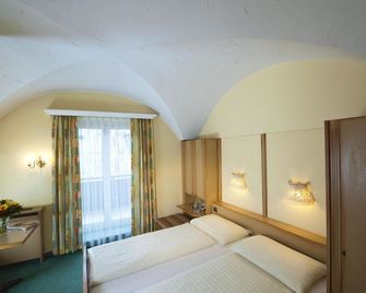 Stadthotel Eggerbräu - Imst - Schlafzimmer