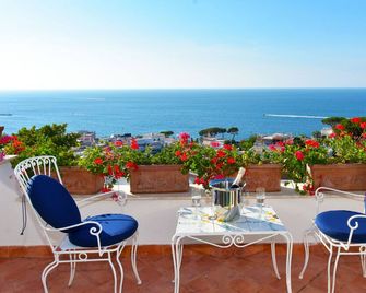 Aglaia Luxury Seaview Villa - Ischia - Ban công