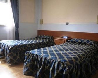 Hotel Europa - Marostica - Bedroom