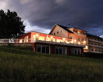 Hotel-Pension Melcher - Drobollach Am Faakersee - Gebäude