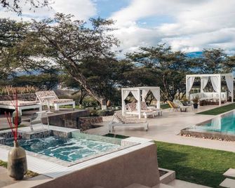 Tunas & Cabras Hotel - Ibarra - Bazén