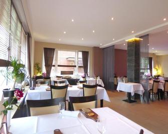 โรงแรมอาคาเซียนโฮฟ - ดุยส์บูร์ก - ร้านอาหาร