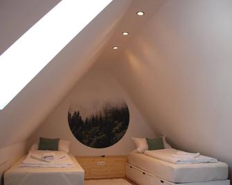 Renovated maisonette vacation apartment in the historic old town center of Sulzburg - Sulzburg - Habitación