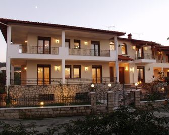 Hotel Archontiko Dimitra - Vergina - Gebouw