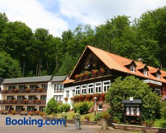 Hotel-Restaurant Jagdhaus Heede - Hannoversch Münden - Building