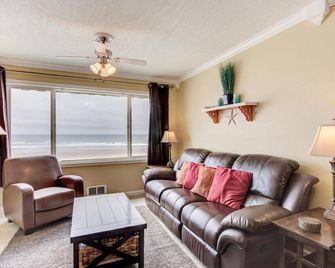 Sea Gypsy Rentals - Lincoln City - Wohnzimmer