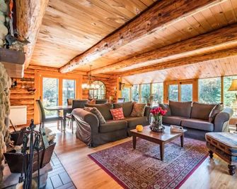 The Beaver Lodge by Escapades Tremblant - Lac-Supérieur - Living room