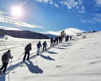 Vue exceptionnelle tout en haut des montagnes, dépaysement total ! - Camurac