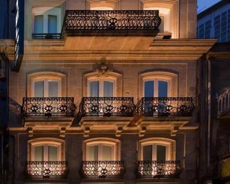 Hotel Puerta Gamboa - Vigo - Building