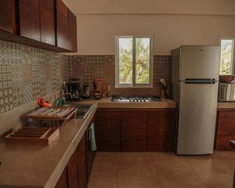 Tarpon- Beachfront Apartment (4 guests), Level 2 - Xcalak - Kitchen