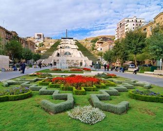 Venice Hotel Complex - Yerevan - Outdoor view